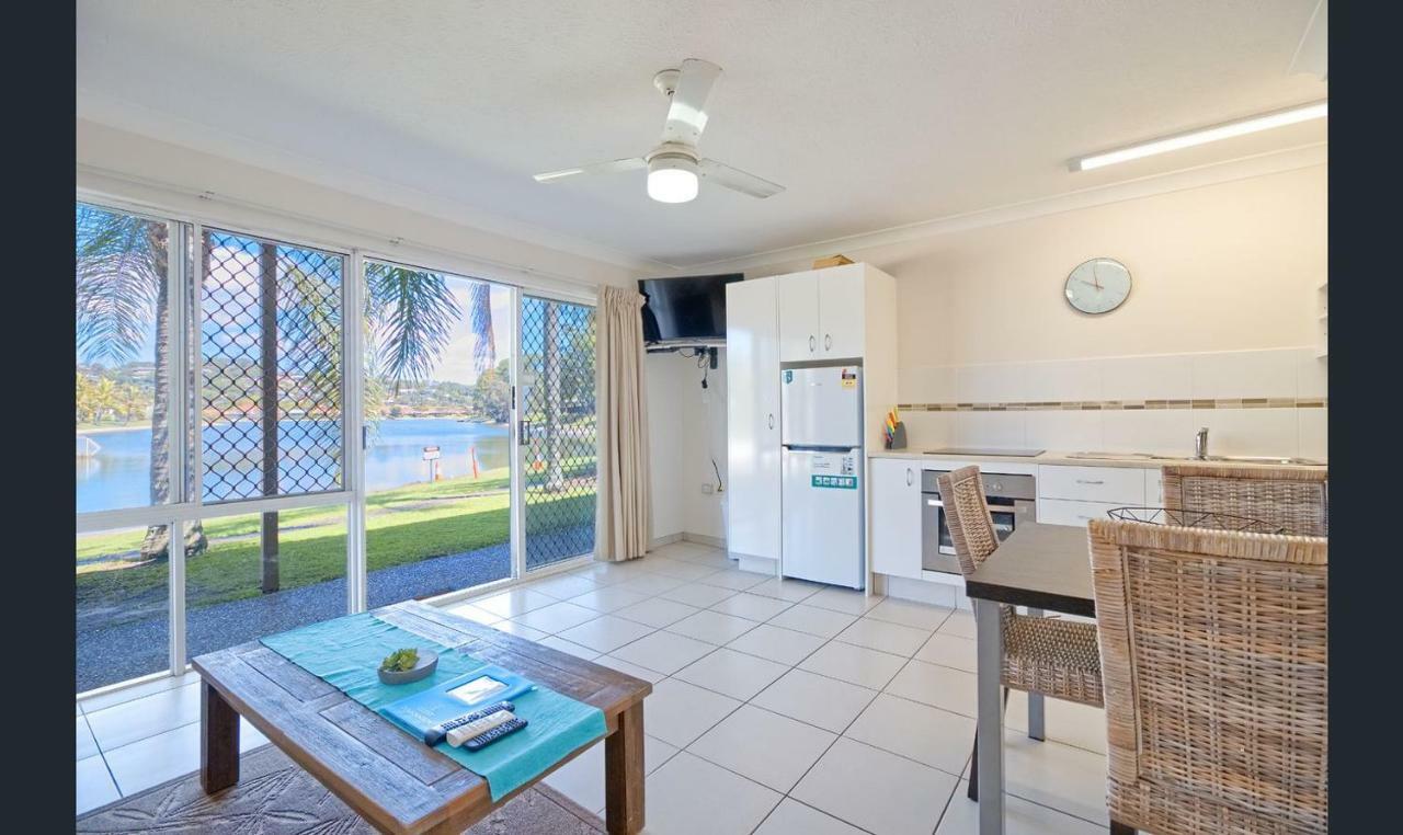 Bay Of Palms Gold Coast Exterior foto